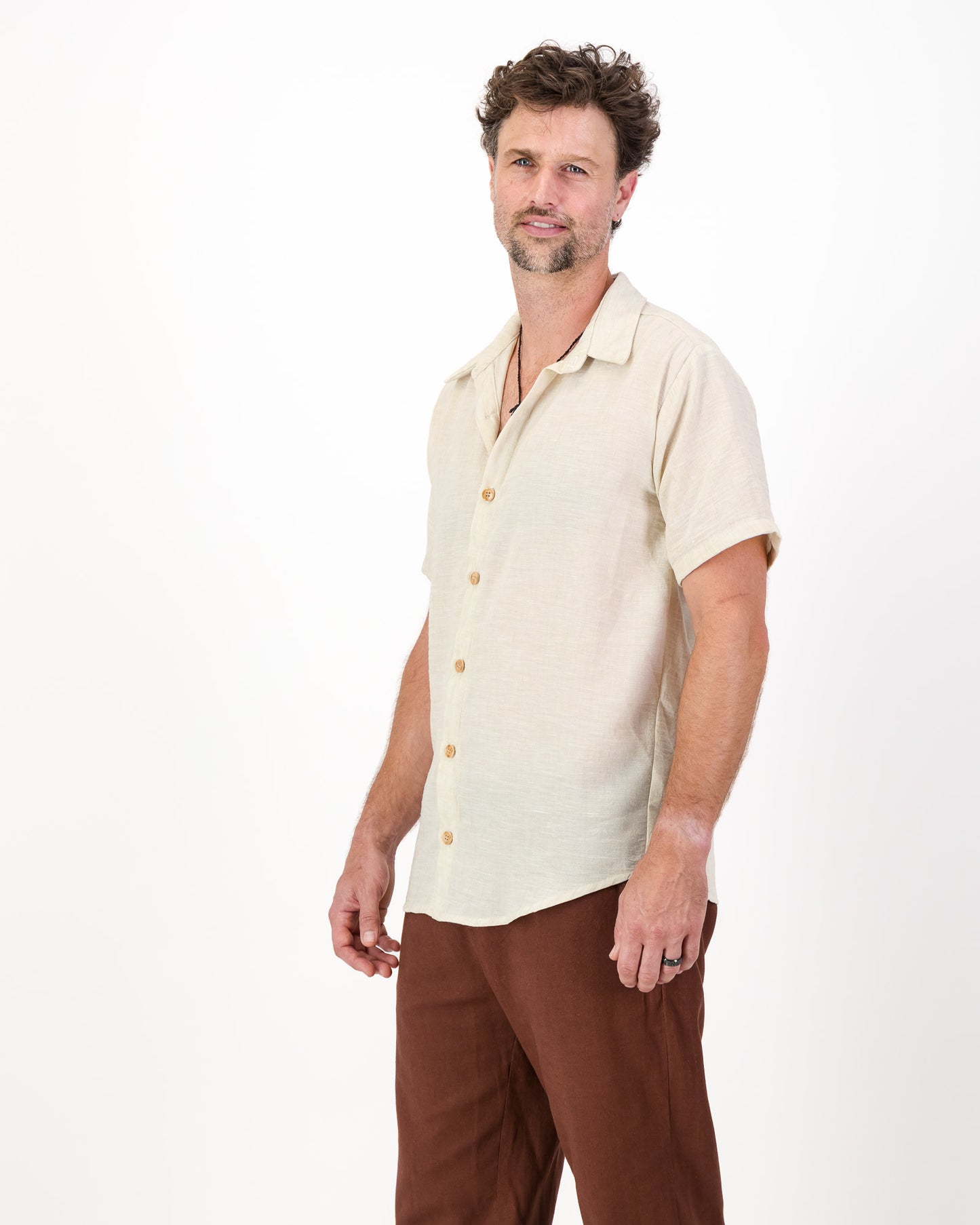 #01 - The Linen Shirt Short Sleeves