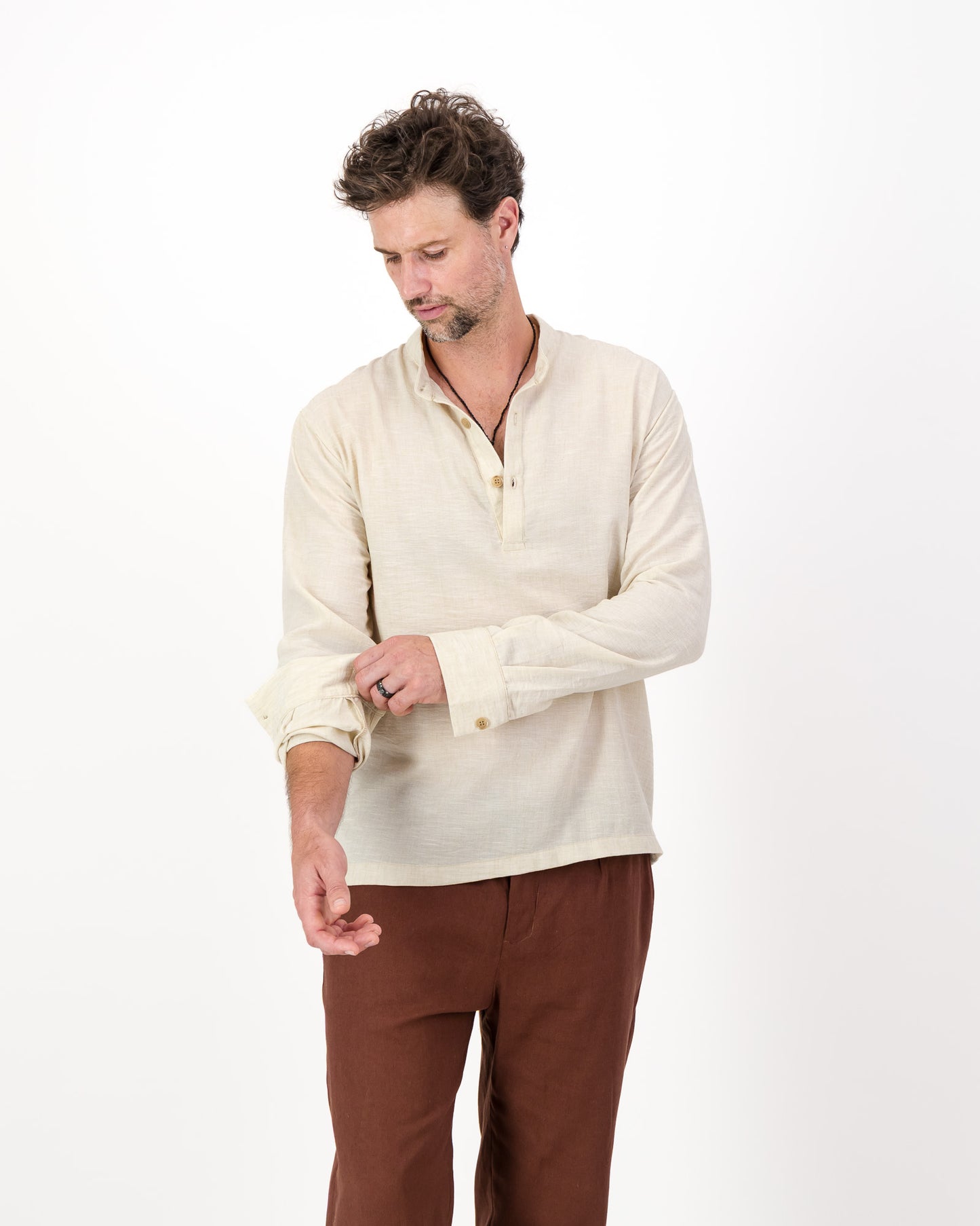#03 - The Linen Shirt Long Sleeves